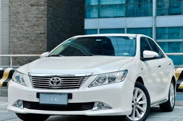 White Toyota Camry 2012 for sale in Automatic