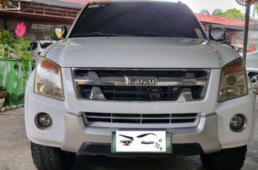 White Isuzu D-Max 2012 for sale in Las Piñas