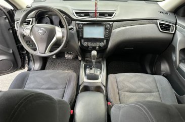 White Nissan X-Trail 2015 for sale in 