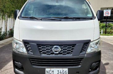 Bronze Nissan Urvan 2017 for sale in Manual