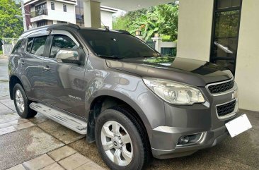 White Chevrolet Trailblazer 2013 for sale in Quezon City