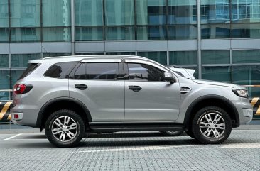 2017 Ford Everest  Trend 2.2L 4x2 AT in Makati, Metro Manila