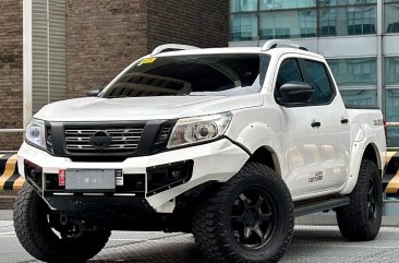 2020 Nissan Navara 4x2 EL Calibre AT in Makati, Metro Manila