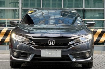 2017 Honda Civic  RS Turbo CVT in Makati, Metro Manila