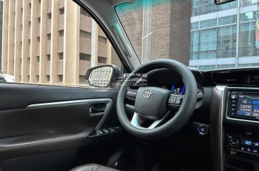 2017 Toyota Fortuner  2.4 V Diesel 4x2 AT in Makati, Metro Manila