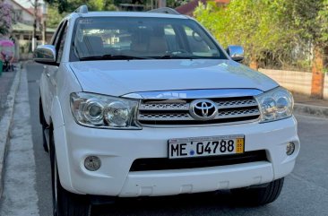 2011 Toyota Fortuner  2.4 G Diesel 4x2 AT in Manila, Metro Manila