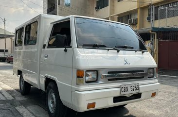 2015 Mitsubishi L300 in Quezon City, Metro Manila