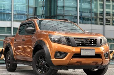 2019 Nissan Navara 4x2 EL Calibre AT in Makati, Metro Manila