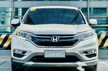 White Honda Cr-V 2017 SUV / MPV at 90000 for sale