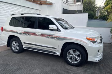 2013 Toyota Land Cruiser 4.5 4x4 White Pearl AT in Marikina, Metro Manila