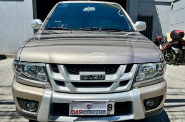 2015 Isuzu Sportivo in Las Piñas, Metro Manila