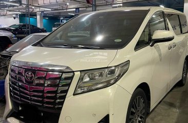 2016 Toyota Alphard  3.5 Gas AT in Manila, Metro Manila