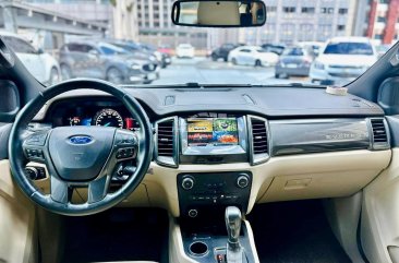 2016 Ford Everest in Makati, Metro Manila