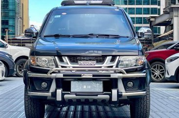 2015 Isuzu Xuv in Makati, Metro Manila