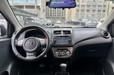 2016 Toyota Wigo  1.0 G AT in Makati, Metro Manila