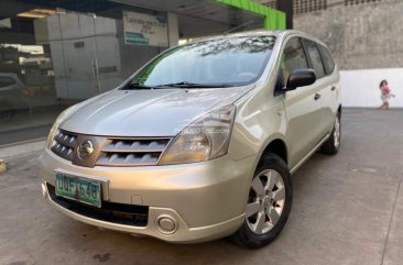 2013 Nissan Grand Livina in Caloocan, Metro Manila