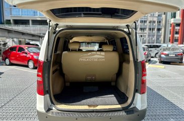 2015 Hyundai Starex  2.5 CRDi GLS 5 AT(Diesel Swivel) in Makati, Metro Manila