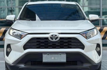 2020 Toyota RAV4 in Makati, Metro Manila