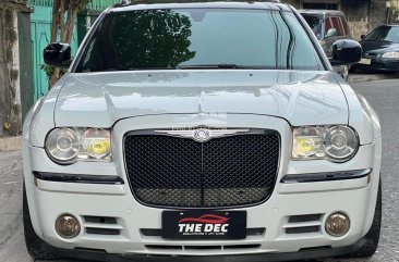 2010 Chrysler 300c  V6 in Manila, Metro Manila