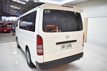 2015 Toyota Hiace  Commuter 3.0 M/T in Lemery, Batangas