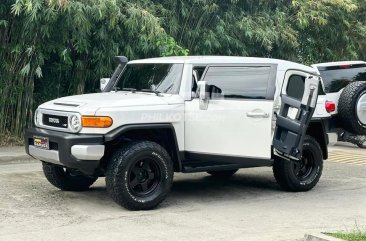 2018 Toyota FJ Cruiser  4.0L V6 in Manila, Metro Manila