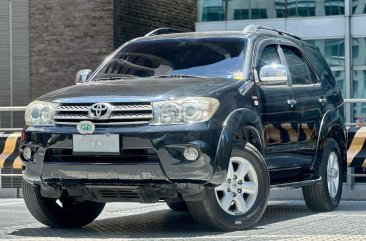 2010 Toyota Fortuner in Makati, Metro Manila