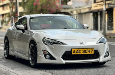 2016 Toyota 86 2.0 White Pearl MT in Manila, Metro Manila