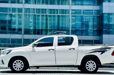 2019 Toyota Hilux in Makati, Metro Manila