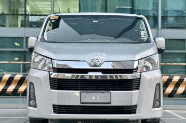 2020 Toyota Grandia in Makati, Metro Manila