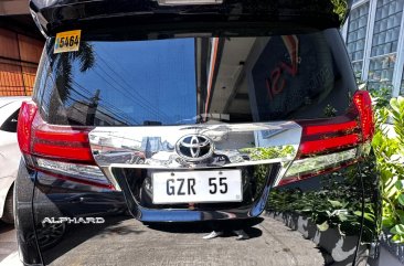 2015 Toyota Alphard  3.5 Gas AT in Taguig, Metro Manila