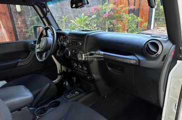 2017 Jeep Wrangler Unlimited Rubicon 2.0 4x4 AT in Manila, Metro Manila
