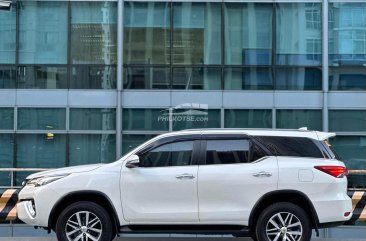 2017 Toyota Fortuner  2.4 V Diesel 4x2 AT in Makati, Metro Manila