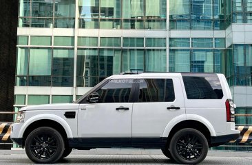 2015 Land Rover Discovery 4 in Makati, Metro Manila