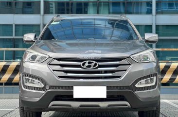 2014 Hyundai Santa Fe in Makati, Metro Manila