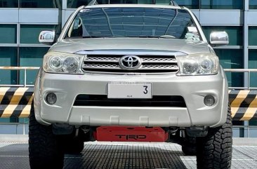 2009 Toyota Fortuner  2.7 G Gas A/T in Makati, Metro Manila