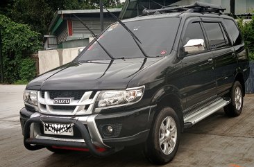 Sell Black 2016 Isuzu Crosswind Van at Manual in  at 89000 in Carmona