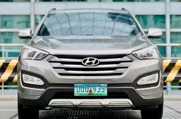 2013 Hyundai Santa Fe in Makati, Metro Manila