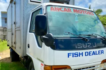 2021 Isuzu Elf in Dagupan, Pangasinan