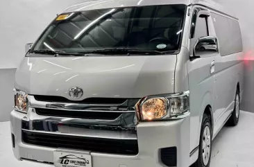 2016 Toyota Hiace in Parañaque, Metro Manila