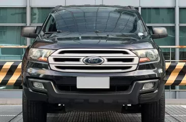 2016 Ford Everest  Ambiente 2.2L4x2 AT in Makati, Metro Manila