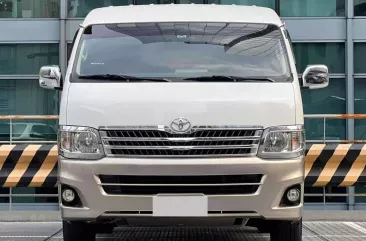 2013 Toyota Hiace  Super Grandia (Leather) 2.5 A/T 2-Tone in Makati, Metro Manila