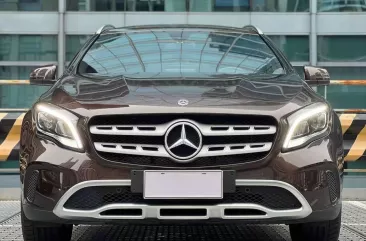 2018 Mercedes-Benz GLA  180 AT in Makati, Metro Manila