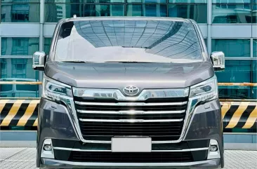 2020 Toyota Grandia in Makati, Metro Manila