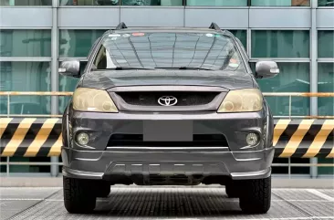 2006 Toyota Fortuner  2.7 G Gas A/T in Makati, Metro Manila