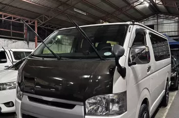 2017 Toyota Hiace  Commuter 3.0 M/T in Manila, Metro Manila