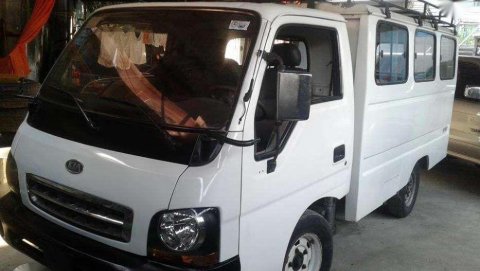 kia passenger van