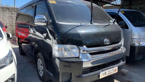 2017 toyota hiace price