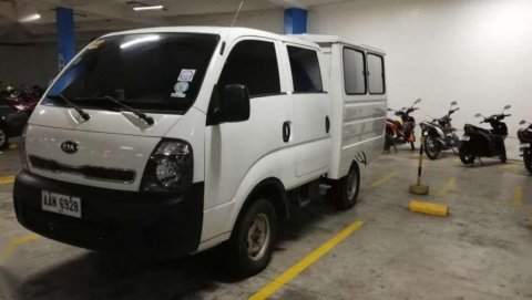 kia 4x4 van