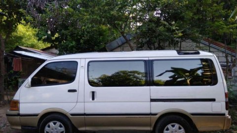 2004 toyota hiace for sale