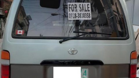 toyota hiace 2000 price